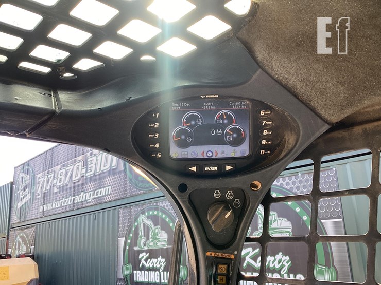 2013-bobcat-s550-image-16