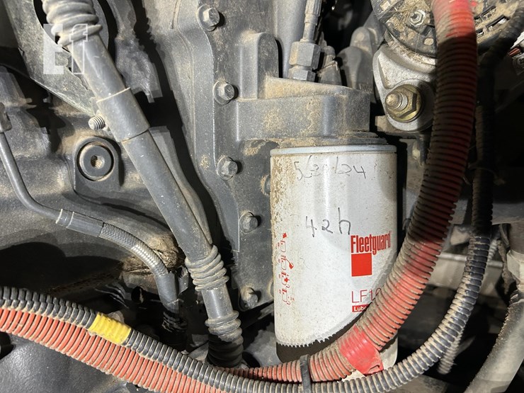 2018-case-ih-wd2504-image-29