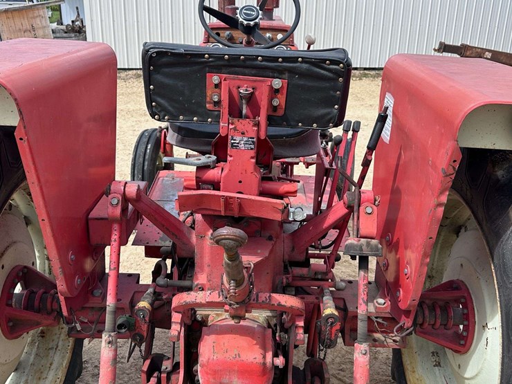 cockshutt-1555-image-20