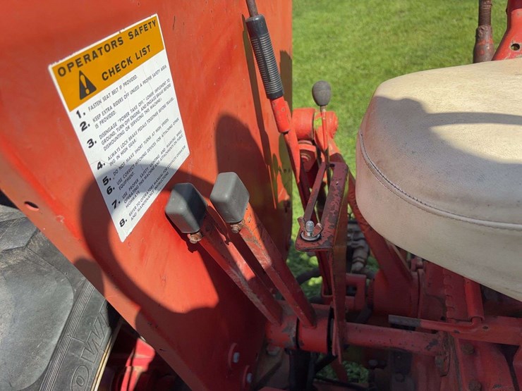 cockshutt-1555-image-72