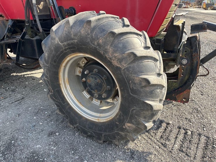 case-ih-5140-image-21