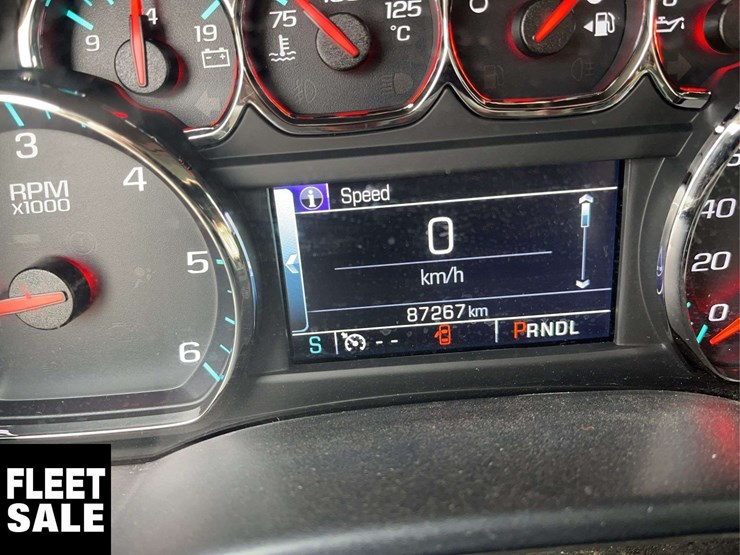 2017-chevrolet-silverado-1500-image-21