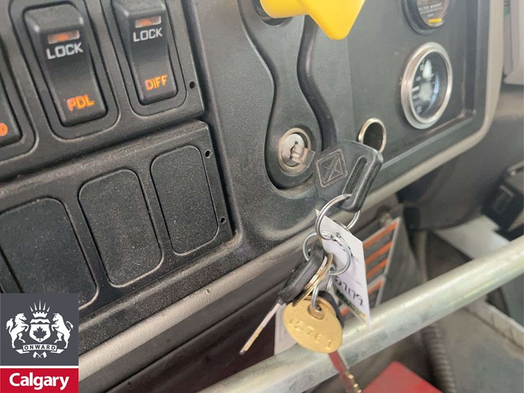 2017-international-workstar-7400-image-12