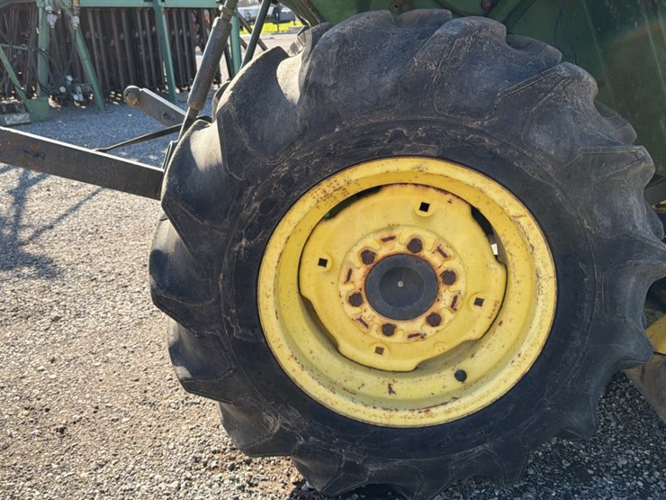 #2401-•-john-deere-855-compact-utility-tractor*-image-14