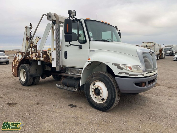 2010-international-durastar-4400-image-6