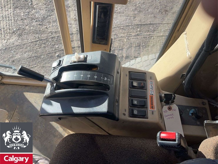 caterpillar-140h-image-14