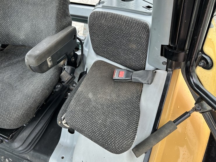 2005-challenger-mt635b-image-30