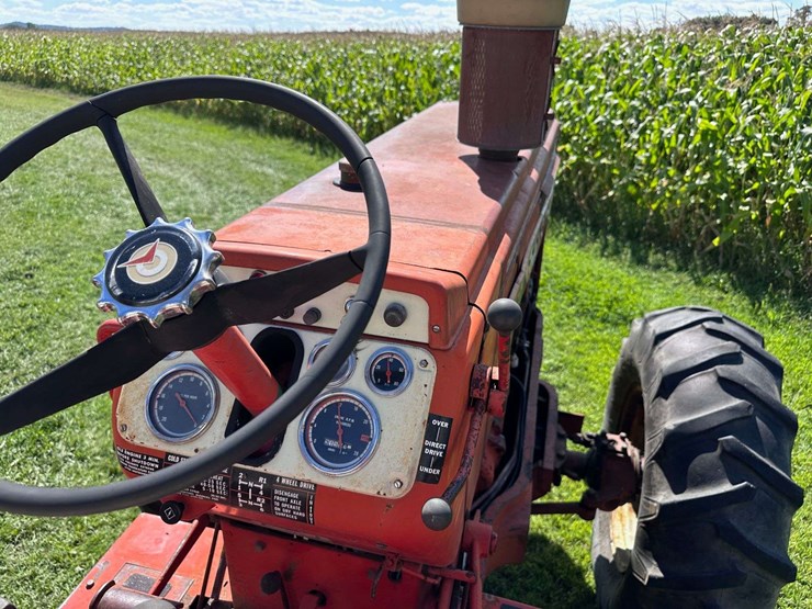 cockshutt-2050-diesel-mfwa-image-33