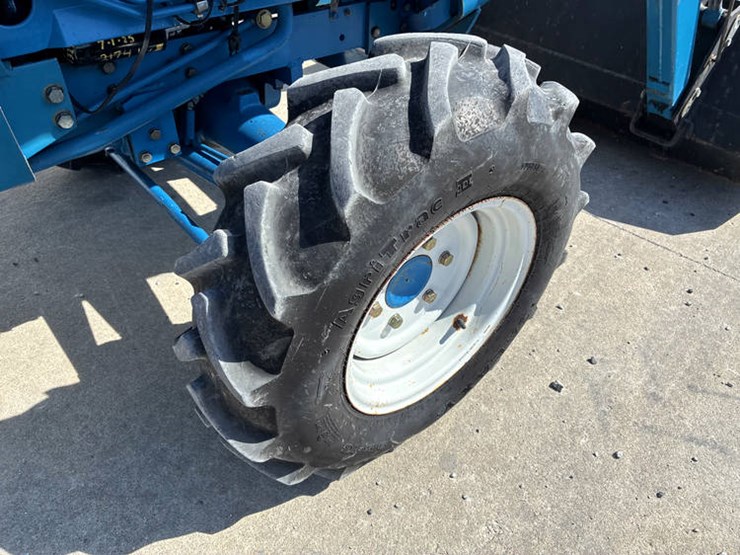 new-holland-2120-image-54