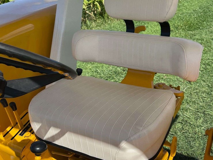 minneapolis-moline-g850-image-50