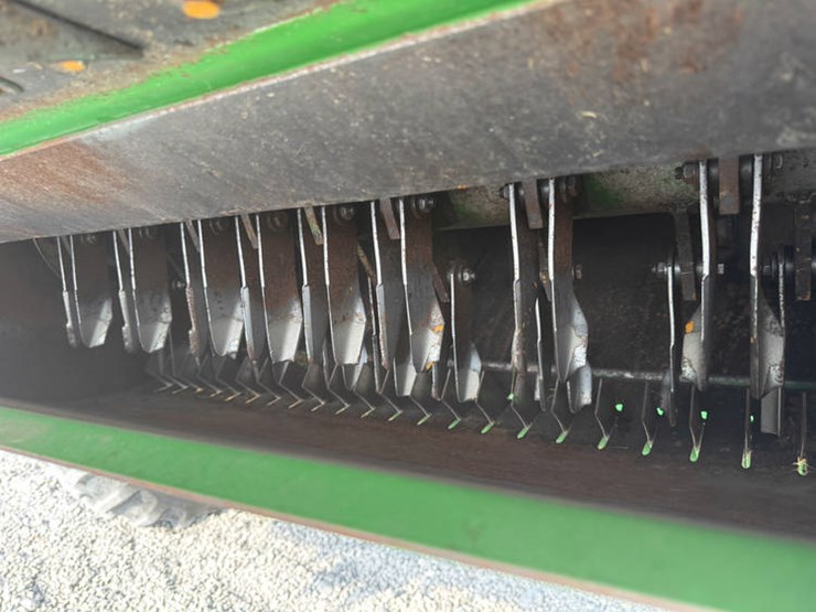 2005-john-deere-9560-sts-image-23