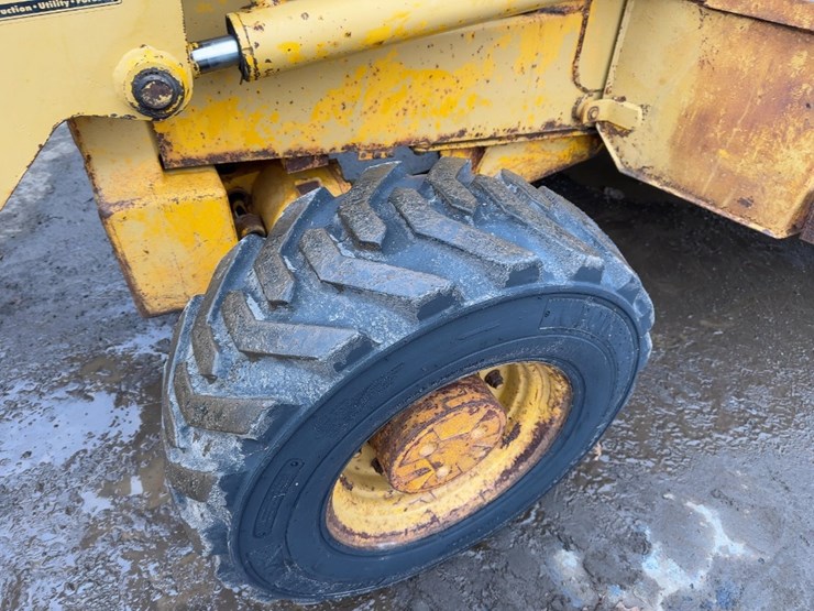 1992-john-deere-310d-image-16