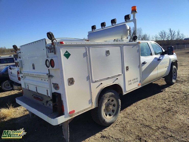 2016-gmc-sierra-3500hd-image-11
