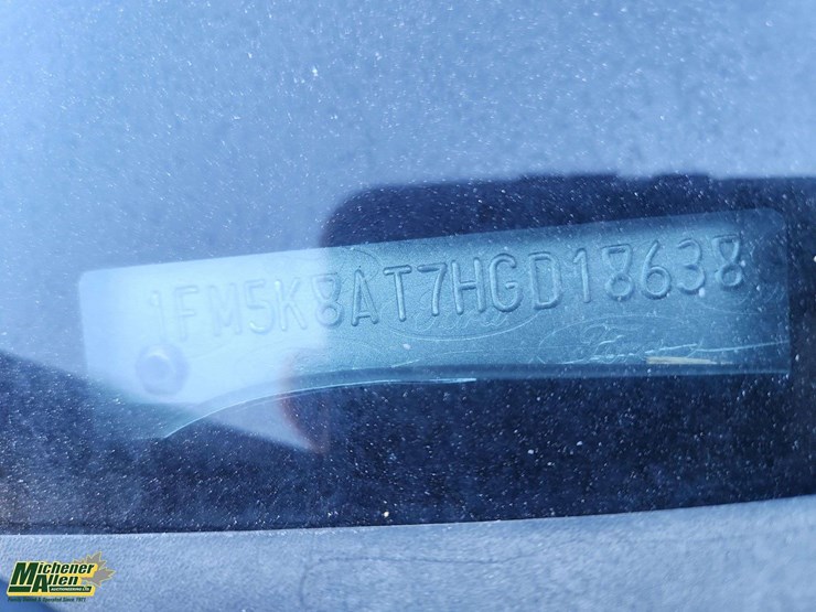 2017-ford-explorer-image-6