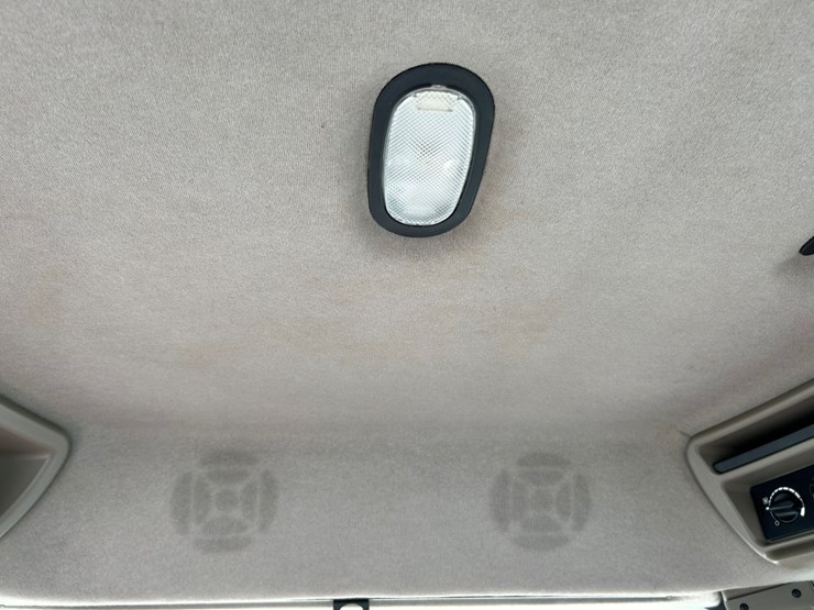 2013-case-ih-steiger-550-image-44