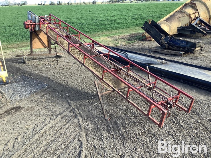 square-bale-elevator-image-3