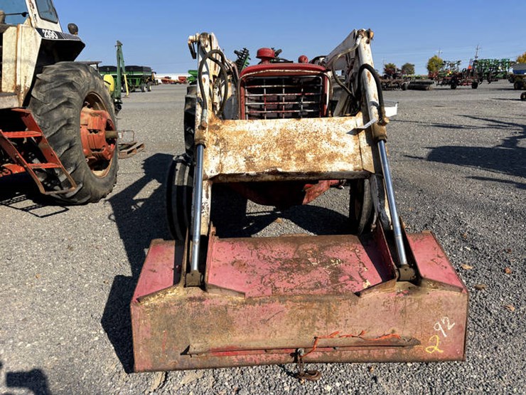 #10957-•-ih-656-image-19