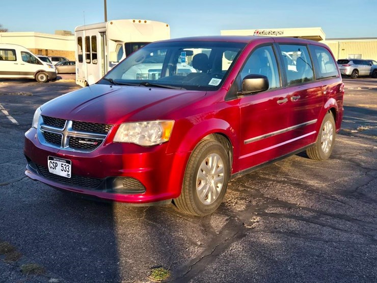 2014-dodge-grand-caravan-se-image-1