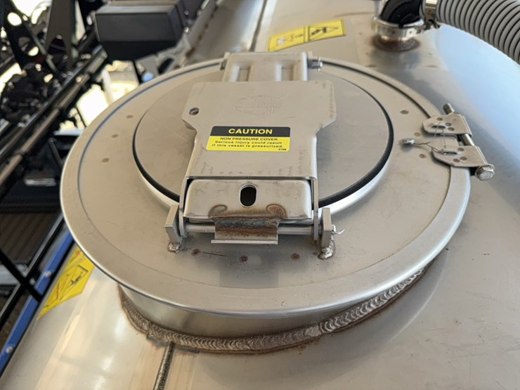 2023-new-holland-sp.310f-image-127