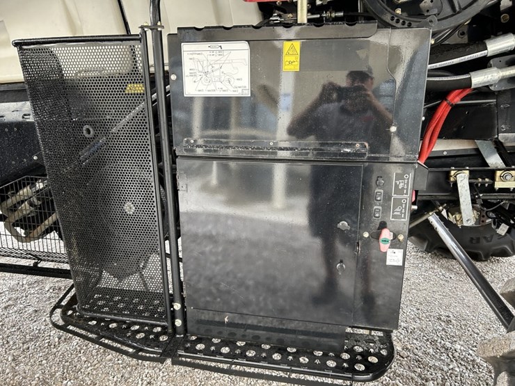 2019-case-ih-8250-image-74