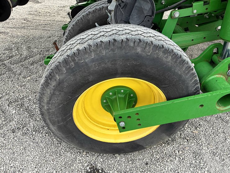 2018-john-deere-1795-image-72