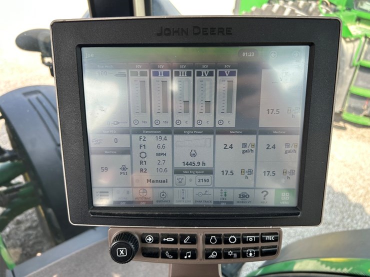 2014-john-deere-8270r-image-39