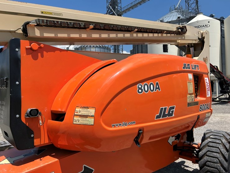 2008-jlg-800a-image-9