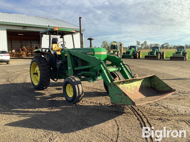 1985-john-deere-4050-image-3
