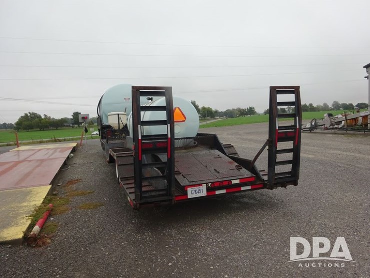 2015-tarasport-liquid-sprayer-trailer-(pz14052,-unit-109067)-image-16