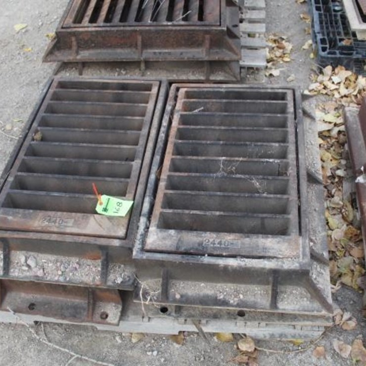 (4) 20x32 Grates