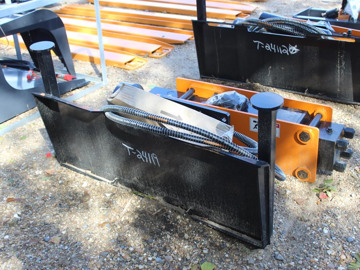 #5177-•-2025-wolverine-post-driver-for-skid-steer-image-2