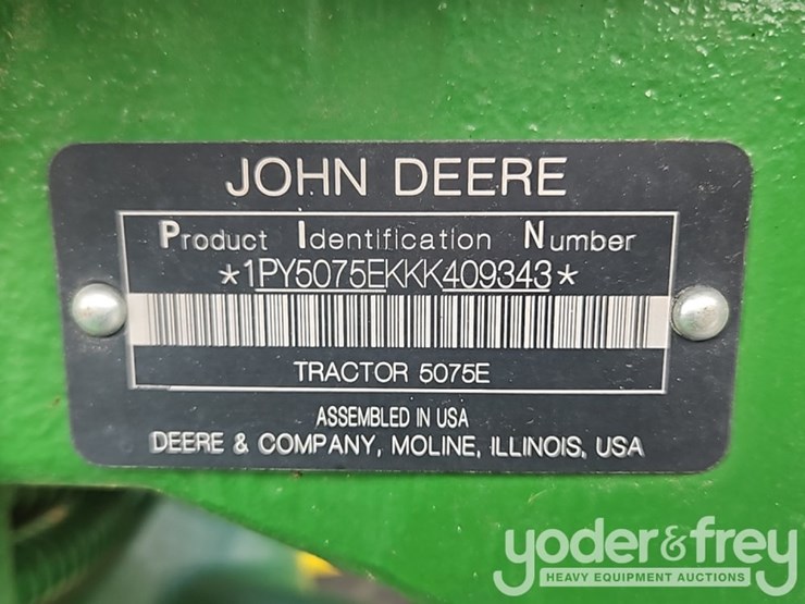 2019-john-deere-5075e-image-48