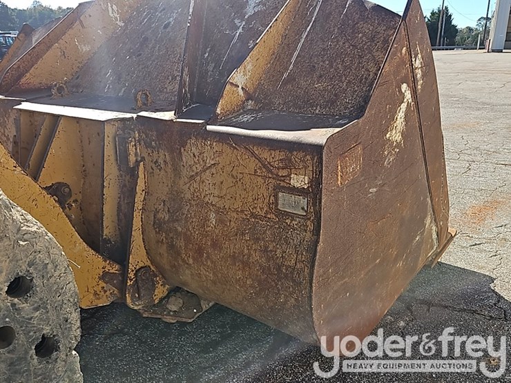 2017-caterpillar-966m-image-46