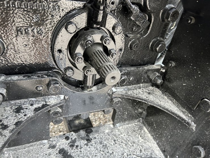 2005-challenger-mt635b-image-66