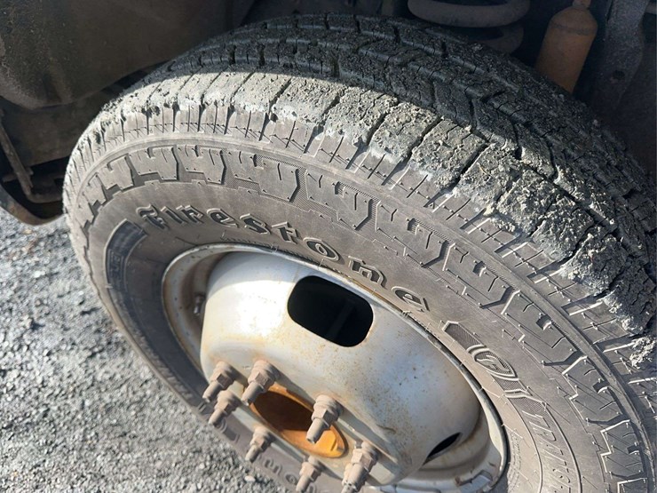 2013-ford-f350-xl-image-9