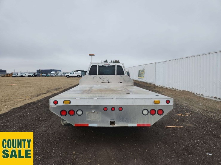 2015-ford-f550-image-23