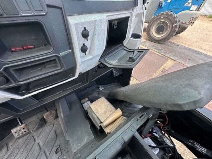 bobcat-3400-image-21