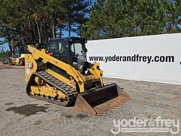 2020-caterpillar-299d3-image-7