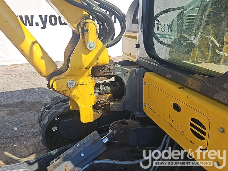 2022-kobelco-sk55rx-image-21