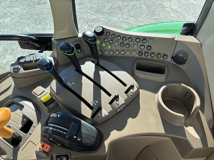 2023-john-deere-6175m-image-83