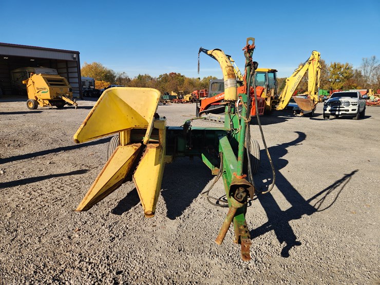 john-deere-35-image-2