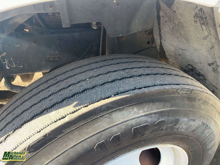 2003-ford-f750-image-7