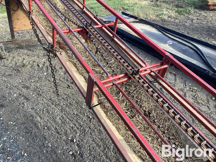 square-bale-elevator-image-10