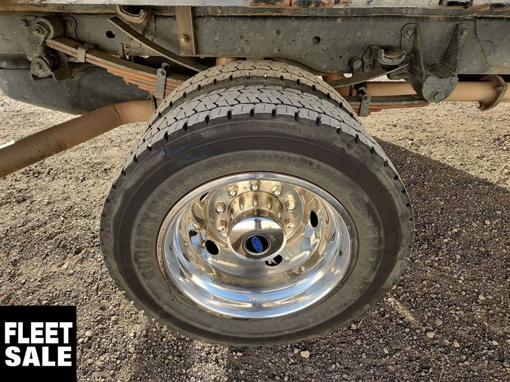 2020-ford-f550-image-29