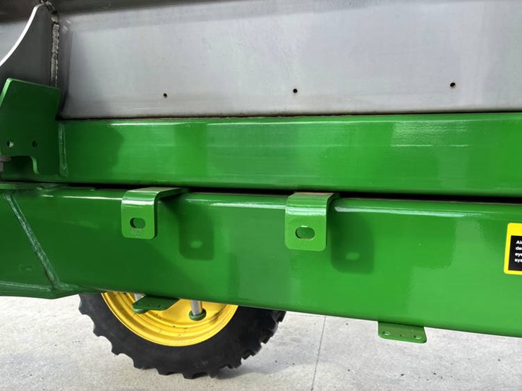 2014-john-deere-r4038-image-25