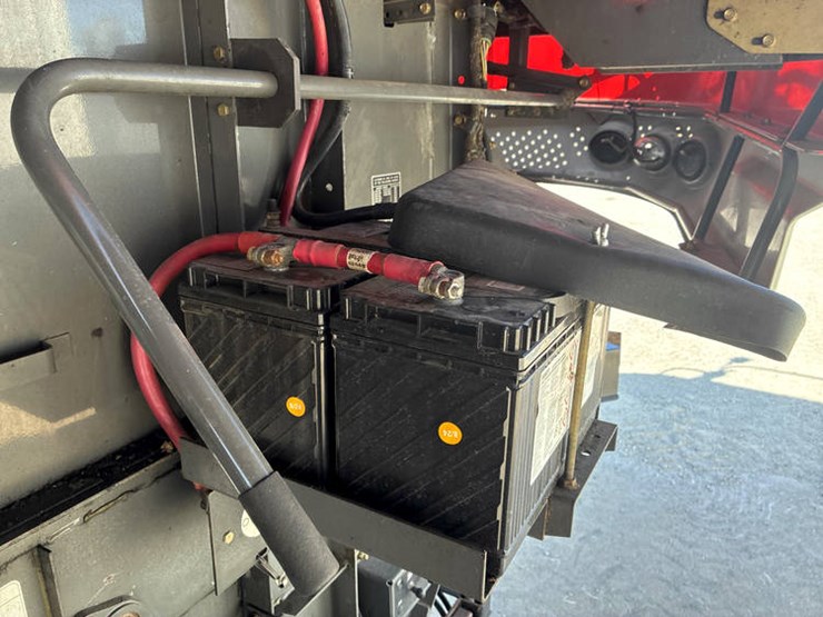 #122136-•-2009-mf-9795-#huc7217-image-66