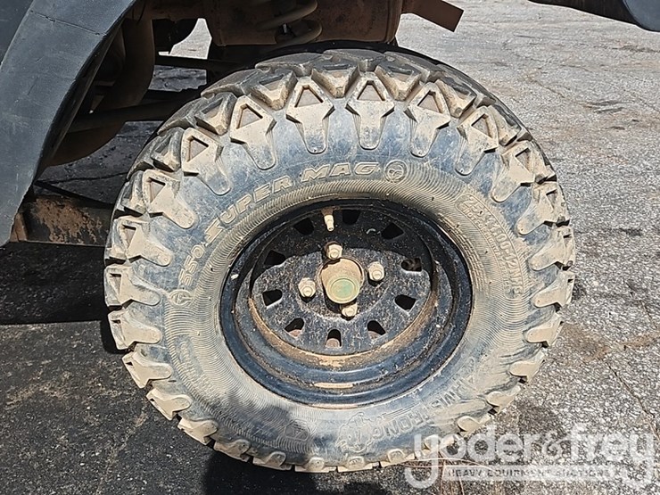 2018-club-car-carryall-1700-image-11