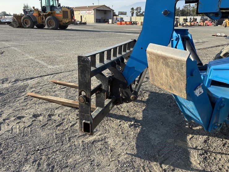 2018-genie-gth1056-image-5