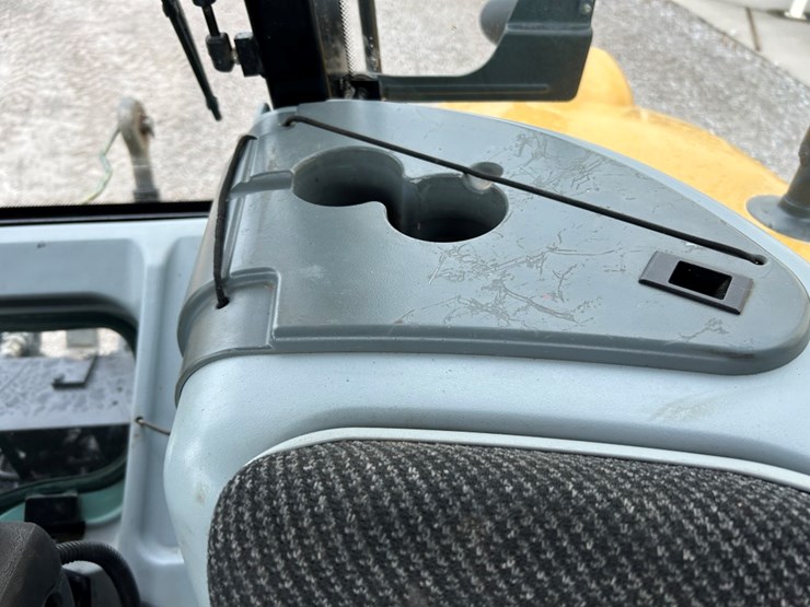 2005-challenger-mt635b-image-33