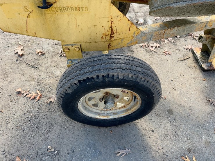 tow-behind-concrete-mixer-image-7